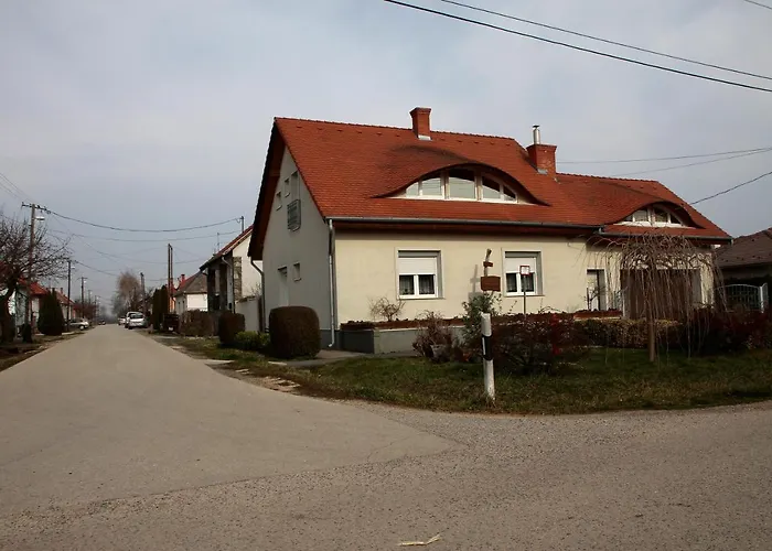 Luca Vendeghaz 3* Sárvár